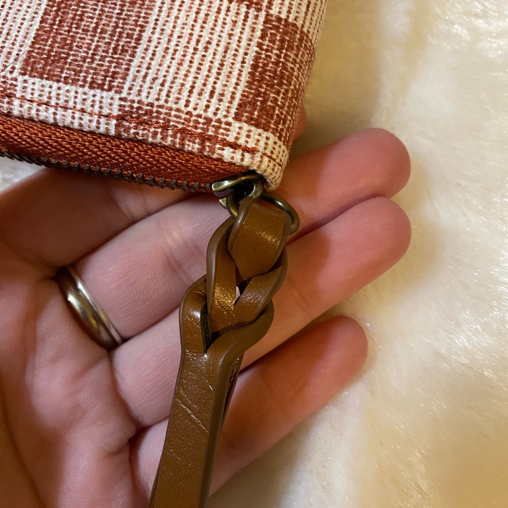 Universal Thread Wallet - image 5